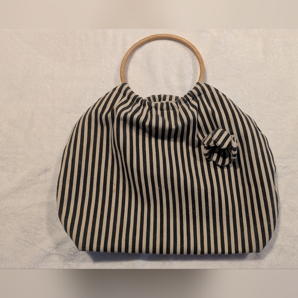 Striped Black and White Women's Bag with Wooden Handle - Picture 1 of 9